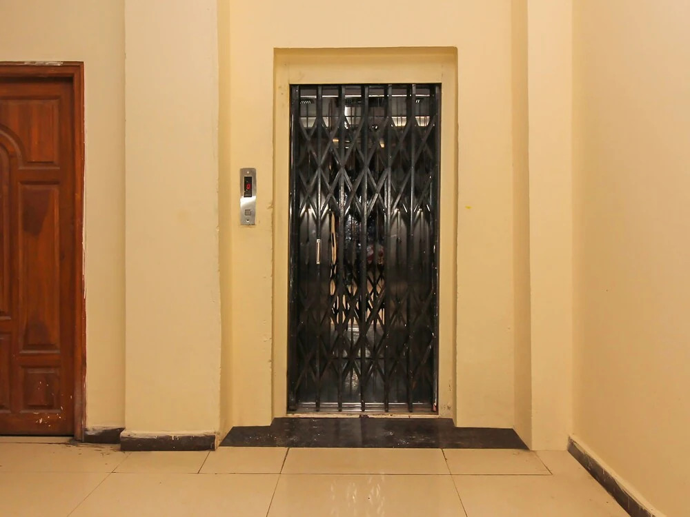 OYO 7343 Al Shareef Palace