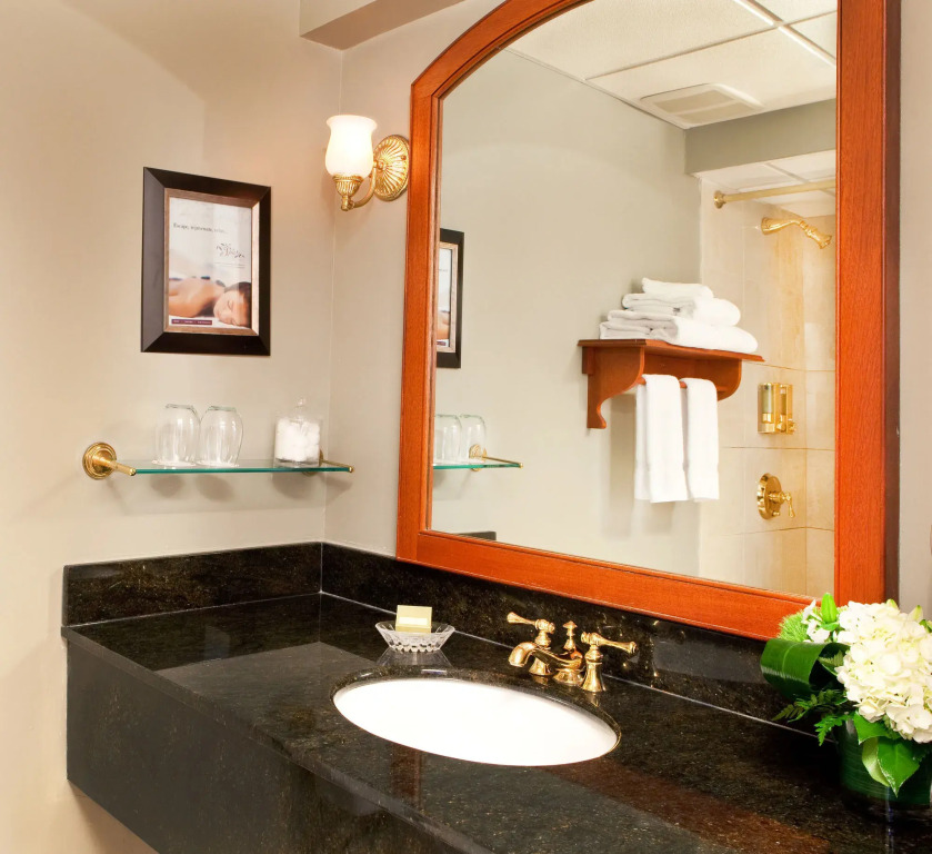 Portland Regency Hotel & Spa