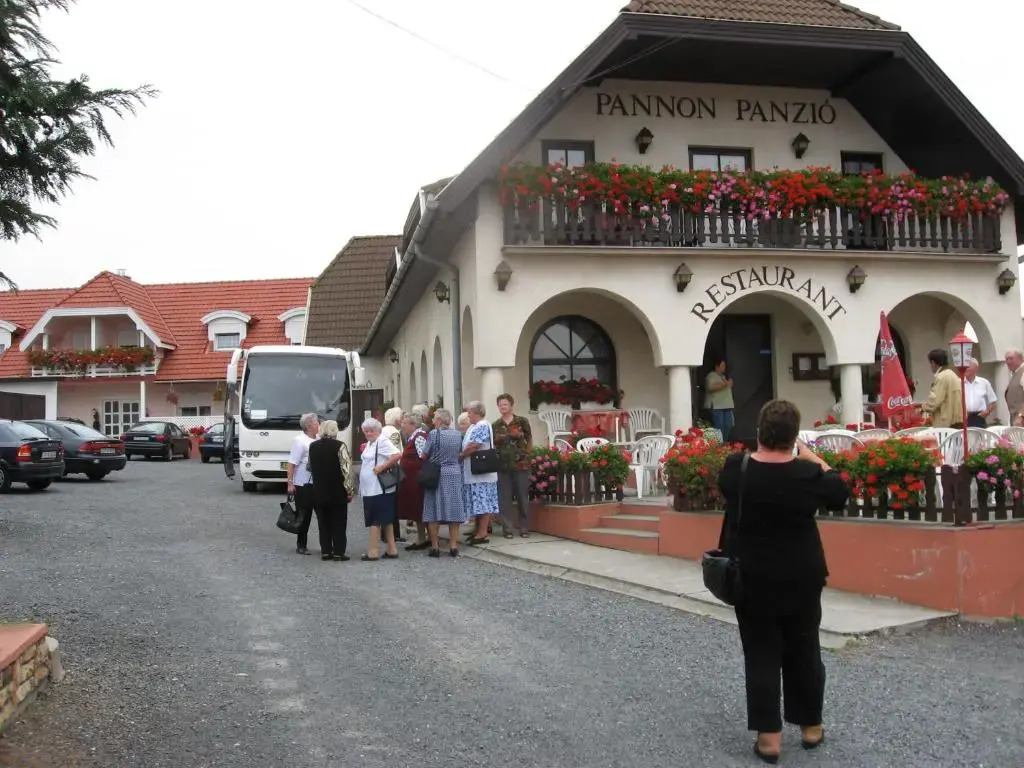 Pannon Panzió Restaurant