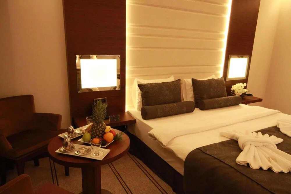 Sky Tower Deluxe Hotel