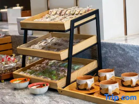 Zhangjiagang Lanshu Ring Road Hotel（High-speed rail new town）