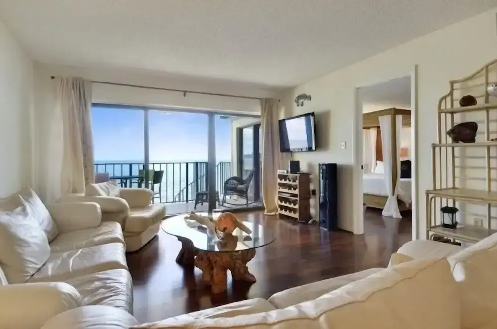Direct Oceanfront With Private Staircase To Beach Prestigious Islamorada Condocomplex 2 Bedroom Condo by RedAwning