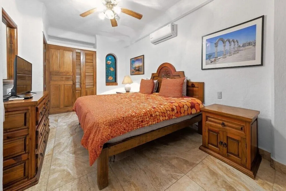 Ocean View 1Br Condo-balcony-beach-pool - 202
