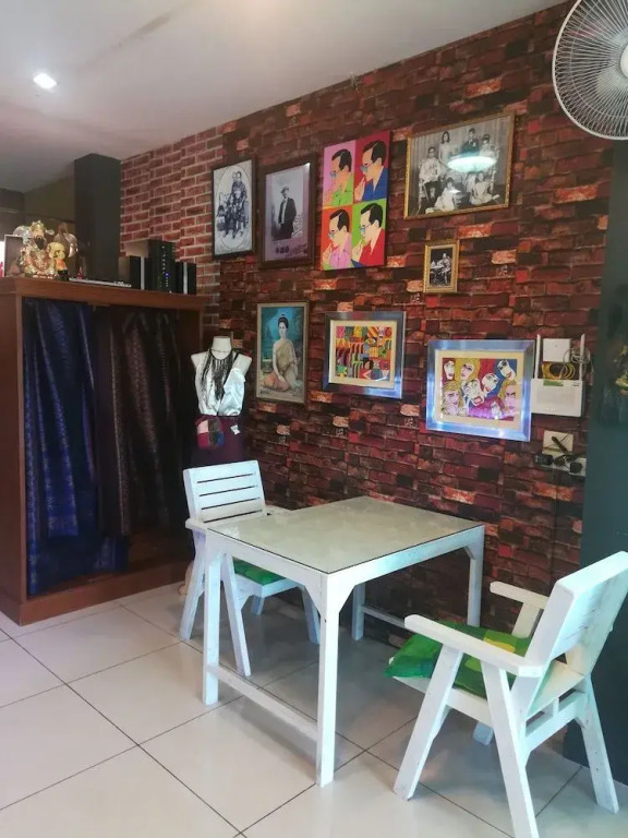 Penthai Hostel