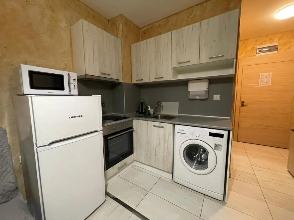 Colonel apartment 955