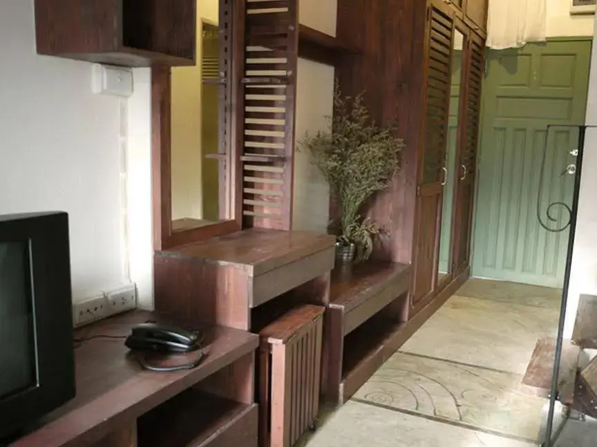 Tuscany Avenue Service Apartment