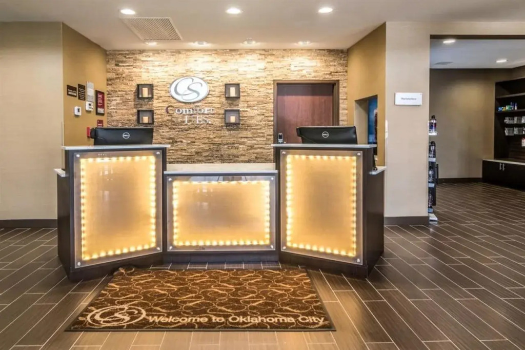 Comfort Suites Fairgrounds West
