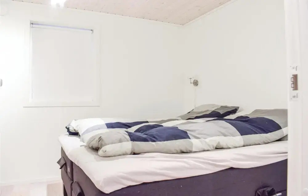 Nice Home in Farsund With 4 Bedrooms and Wifi