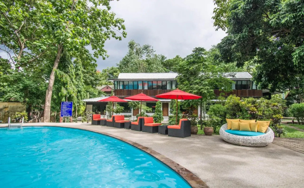 E-Outfitting Doikham Resort