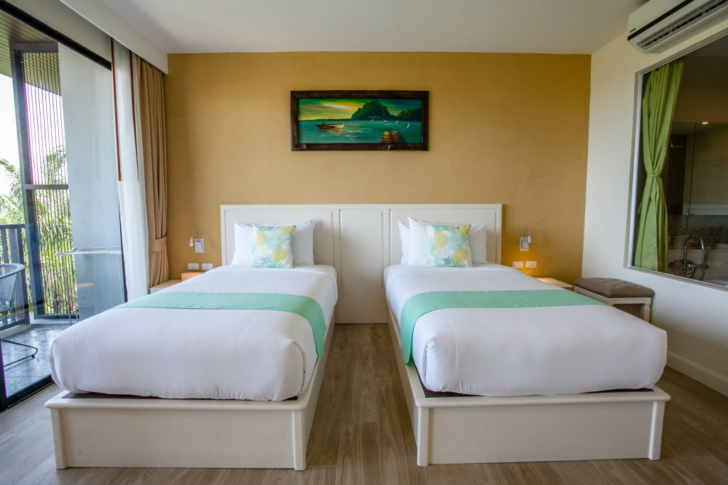 HULA HULA RESORT l truly tropical and fun wellness