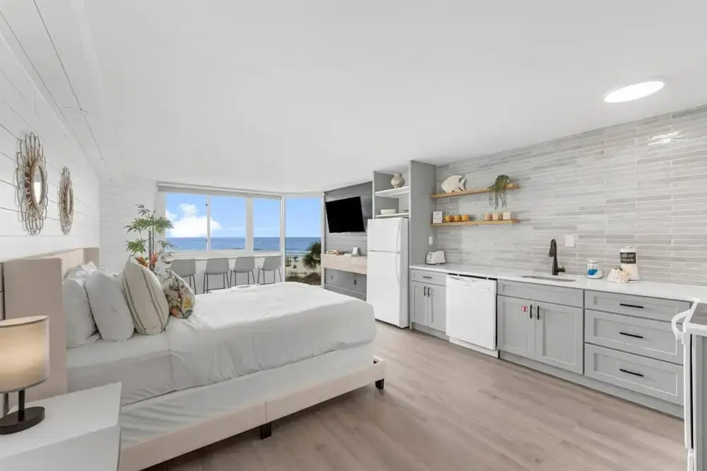 Renovated Beach Front Ocean View Condo TOG 321
