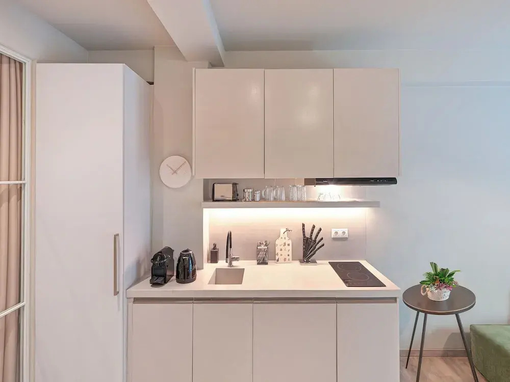 Karitsi Suites