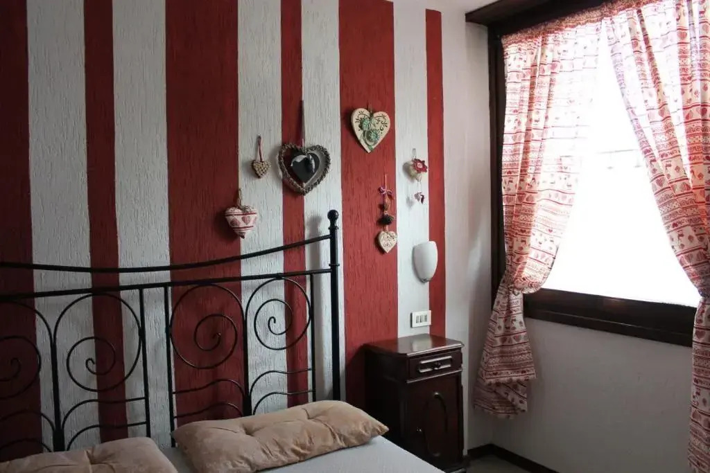 Jolly Residence
