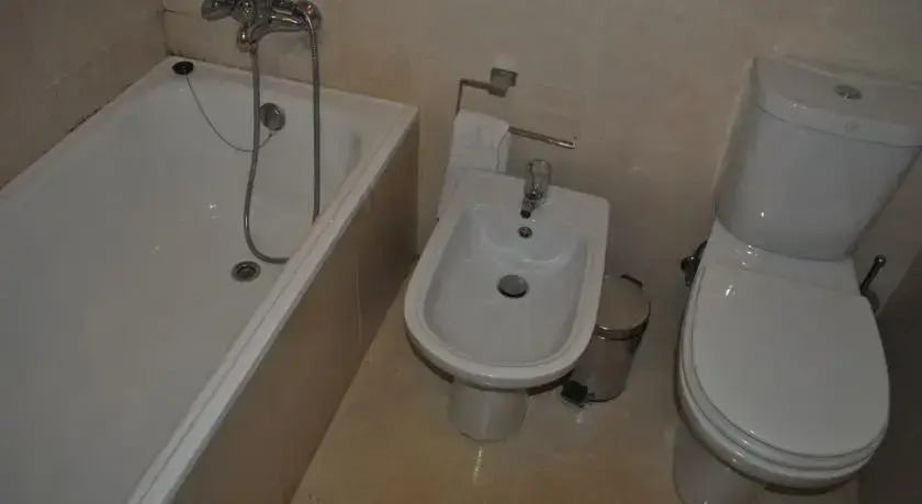 1.5 Condo Deluxe