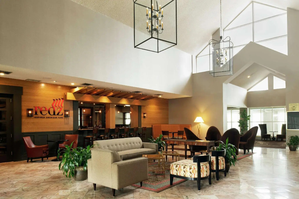 DoubleTree Suites by Hilton Mount Laurel