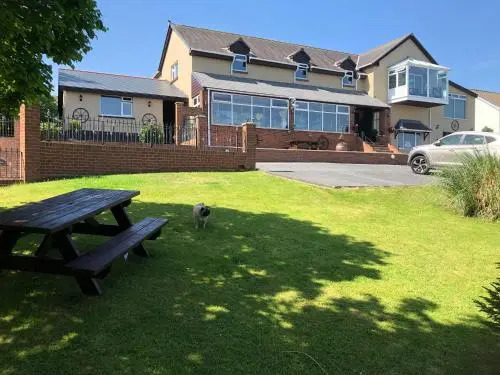 Lakeland Guest House