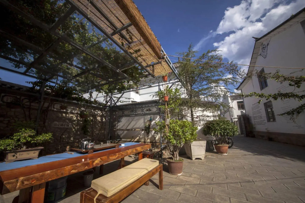 Yinfeng Hotel