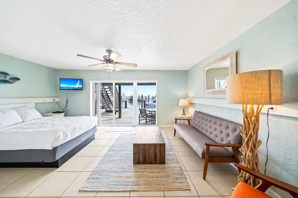 Sebastian Saltwater Lodge