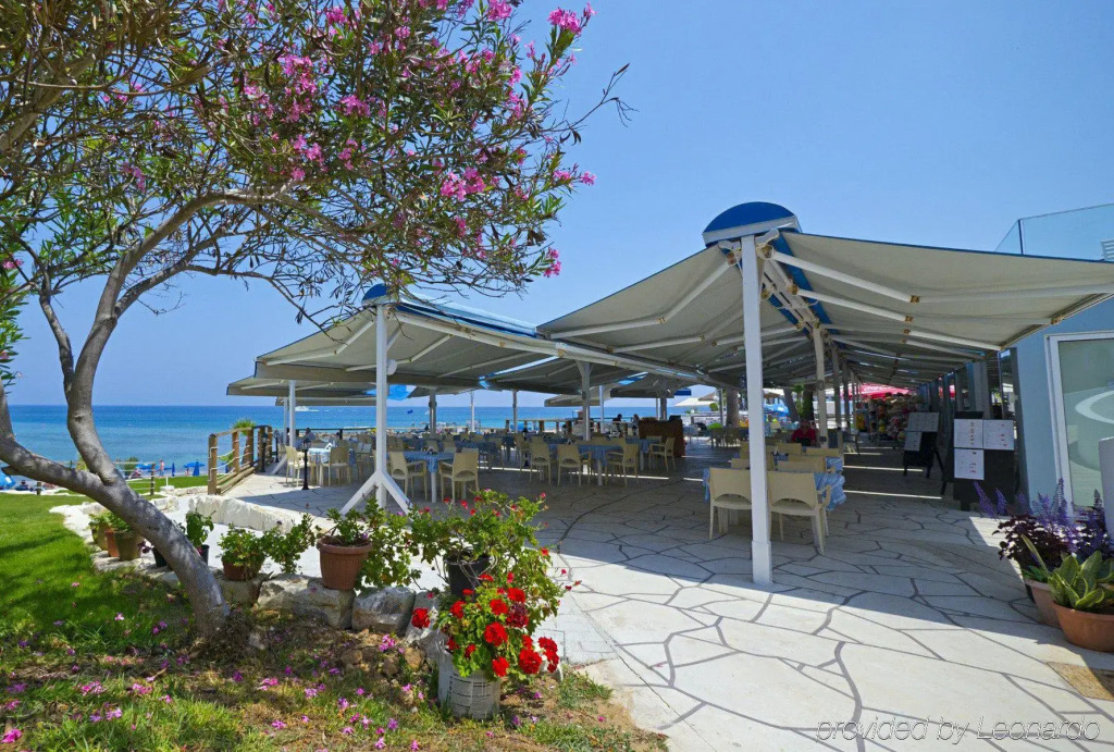 MyroAndrou Beach Hotel Apartments