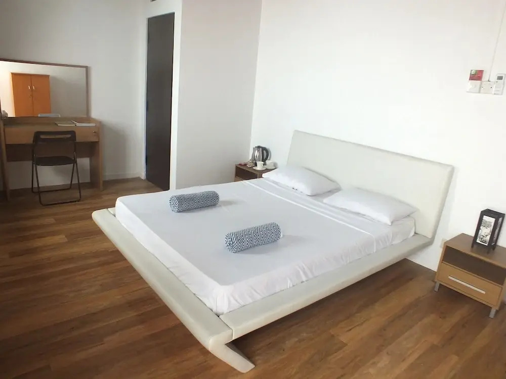 Drop Inn Hostels