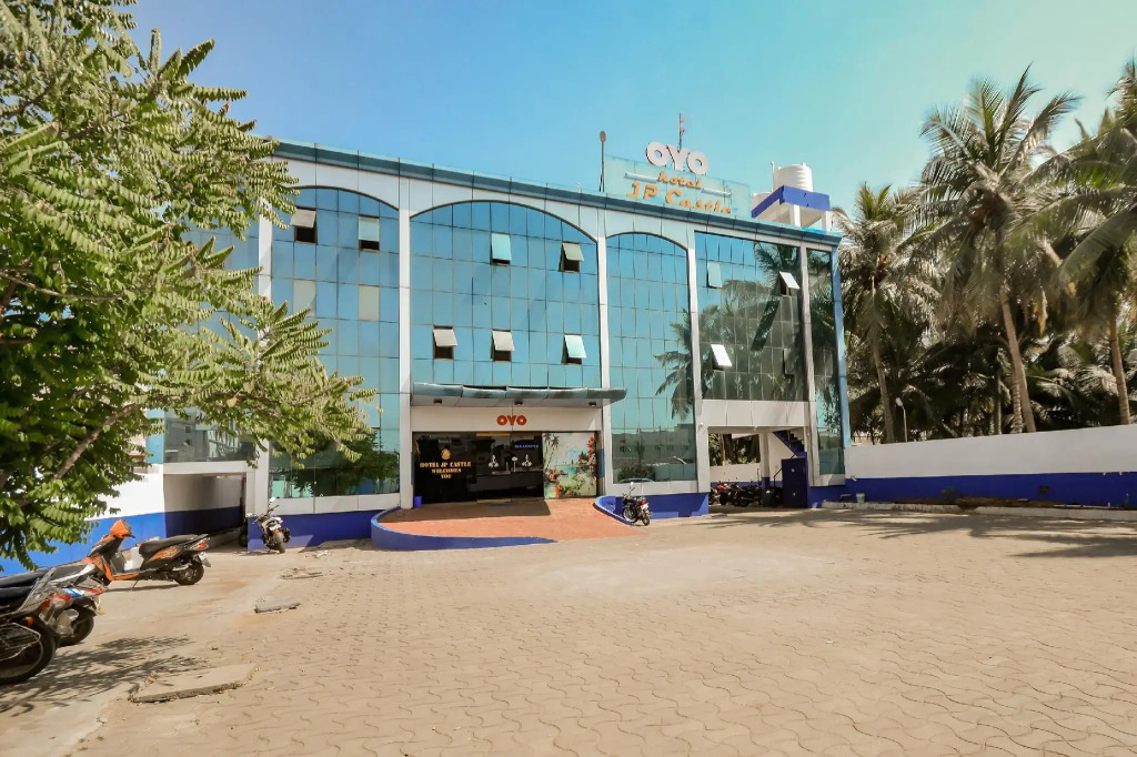 Super Hotel O Tiruppur Near Railway station