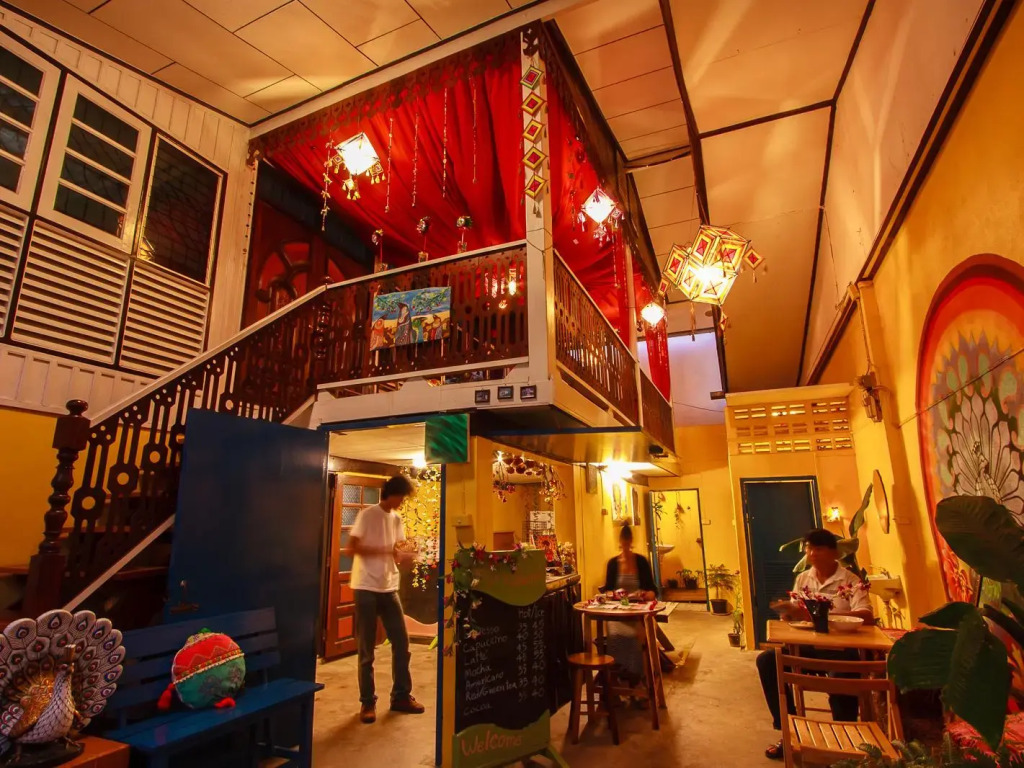 Chezmoi Handicraft & HomeStay