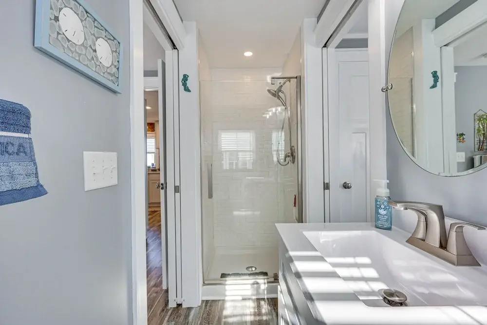 Ocean-view 'sea Gem' Bungalow: Steps to Beach!