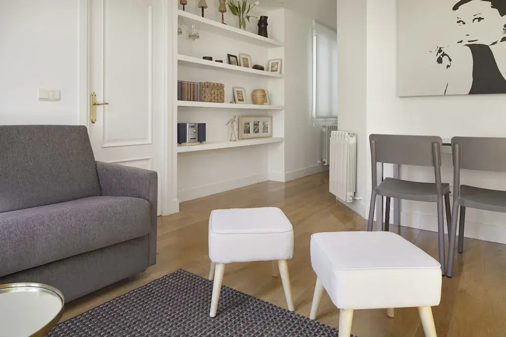 Moneo by FeelFree Rentals