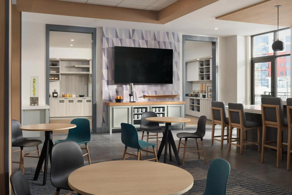 Hyatt House Schenectady / Mohawk Harbor