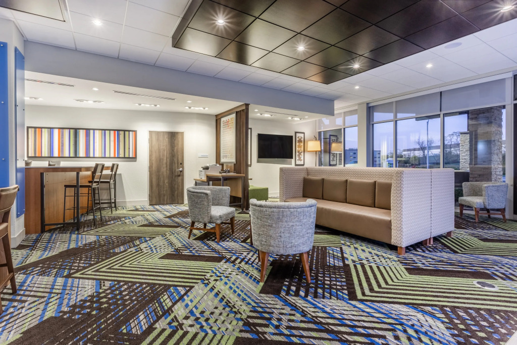Holiday Inn Express & Suites - Florence - Cincinnati Airport by IHG