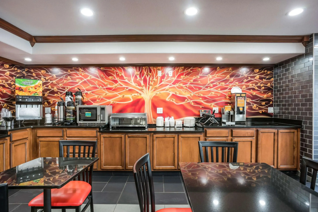 Quality Inn Cedar Rapids South