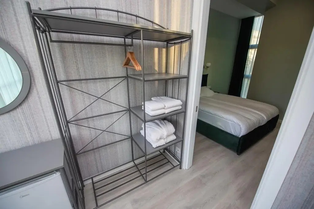 BINA 21 Hotel