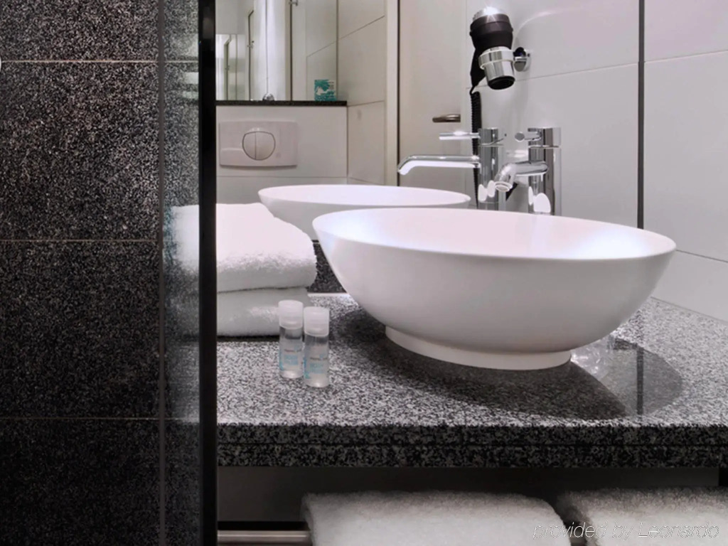 Motel One Newcastle