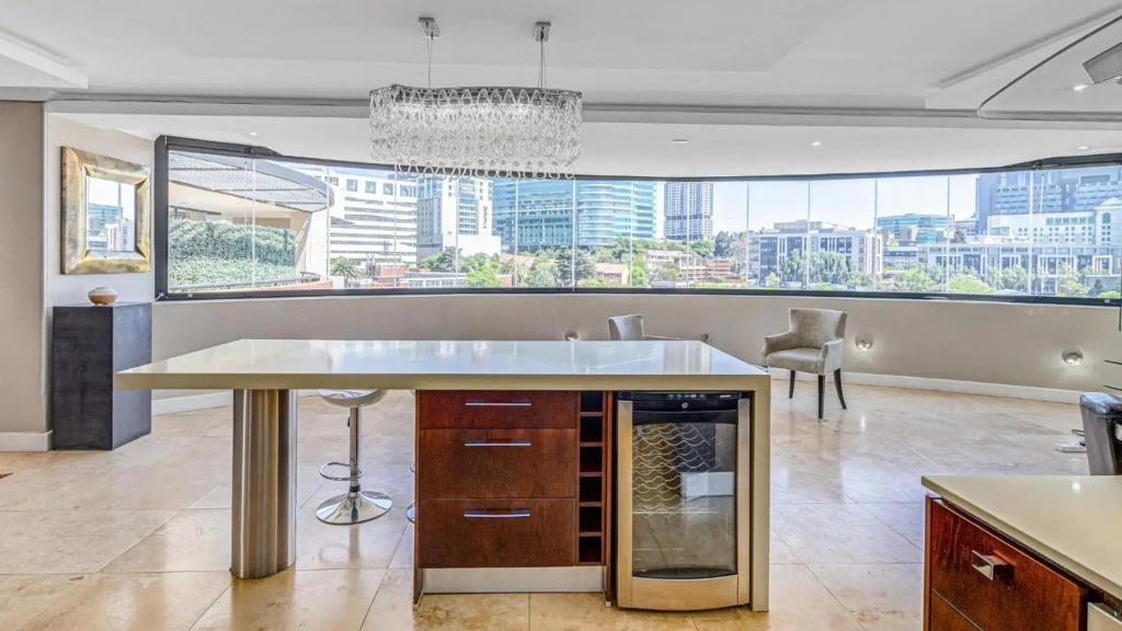Luxury Penthouse In The Heart Of Sandton