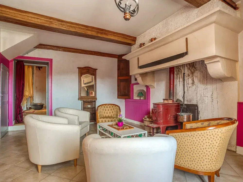 Two Unicorn Cottage