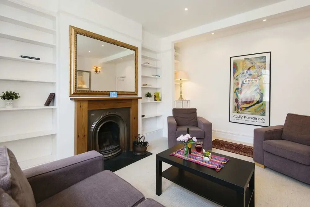 The Homey Shepherd's Bush House - ABE