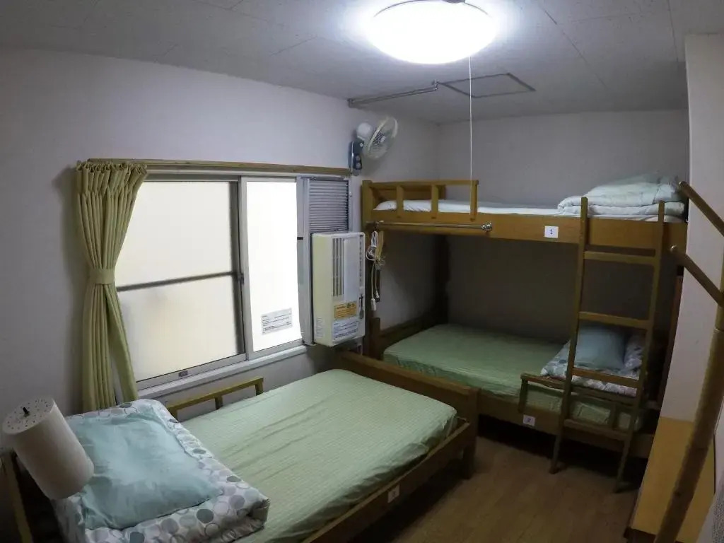 Backpackers Hostel Inos Place