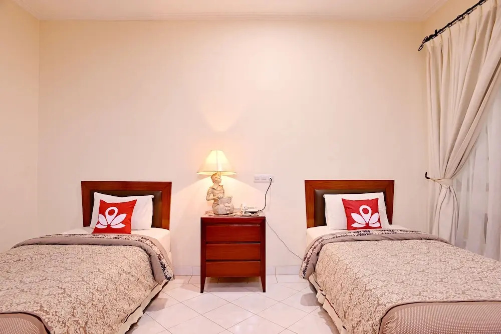 ZEN Rooms Pejaten Raya