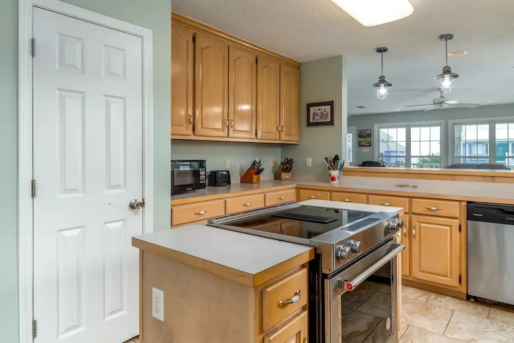 Bama Breeze - 308 Audubon 5 Bedroom Home by RedAwning