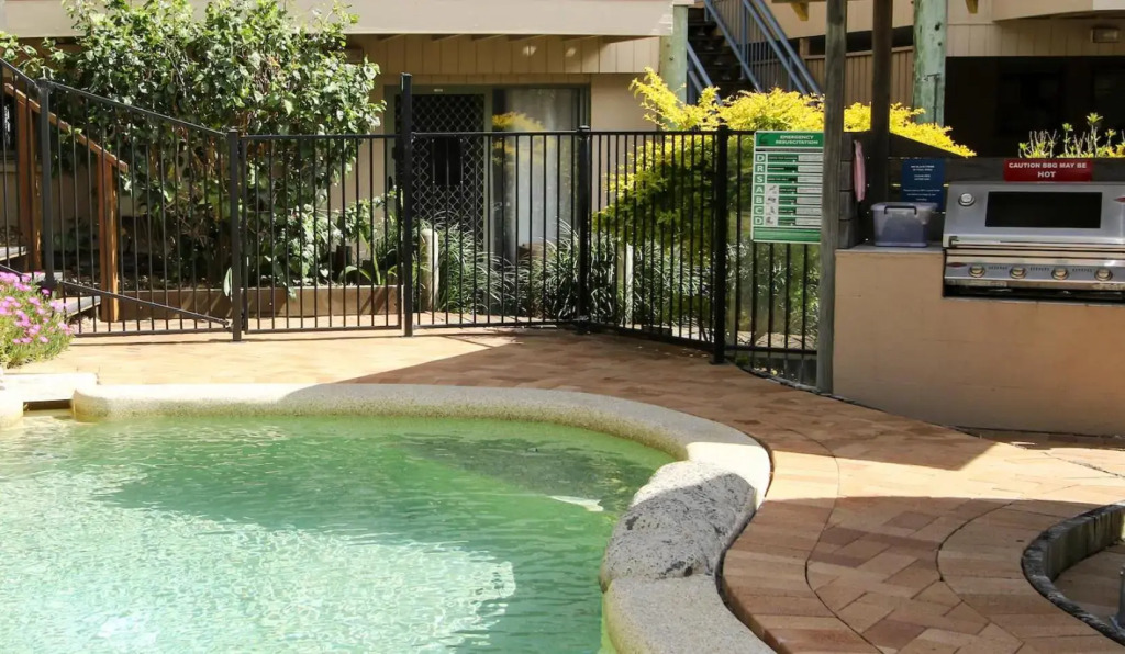 The Dunes + 100M To Beach + Pool + Exceptional Location