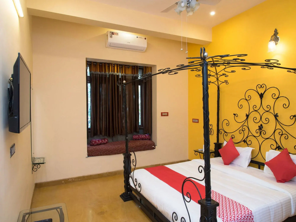 OYO 11544 Home Heritage Stay Near Lake Pichola