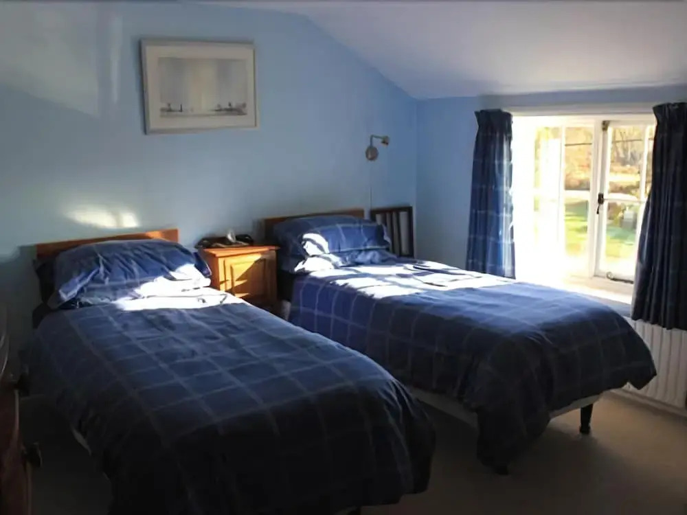 The Follies Cottage B&B