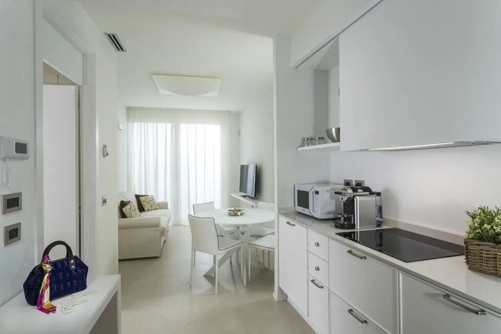Embassy Aparthotel