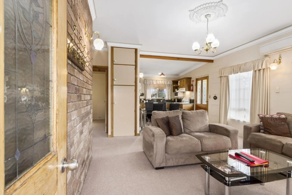 Swansea Cottages & Lodge Suites