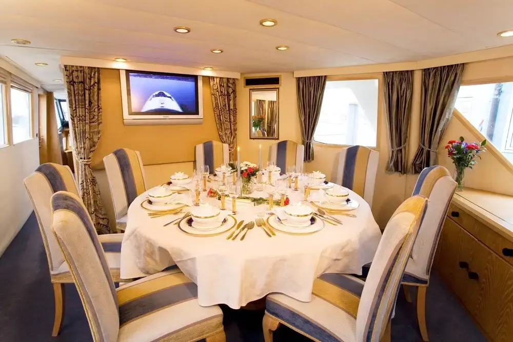 United Spirit Yacht