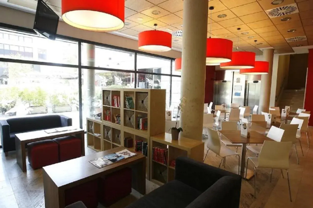 Travelodge Madrid Arturo Soria