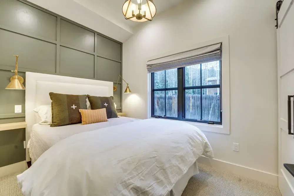 Inviting & Renovated Home in Crested Butte