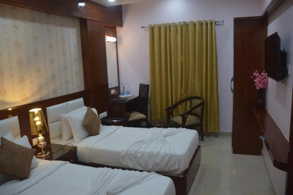 Hotel Midcity
