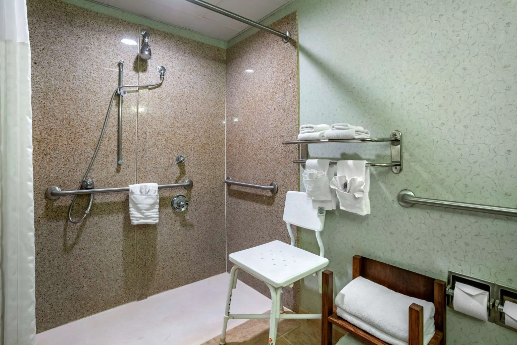 Comfort Suites Hagerstown Southeast