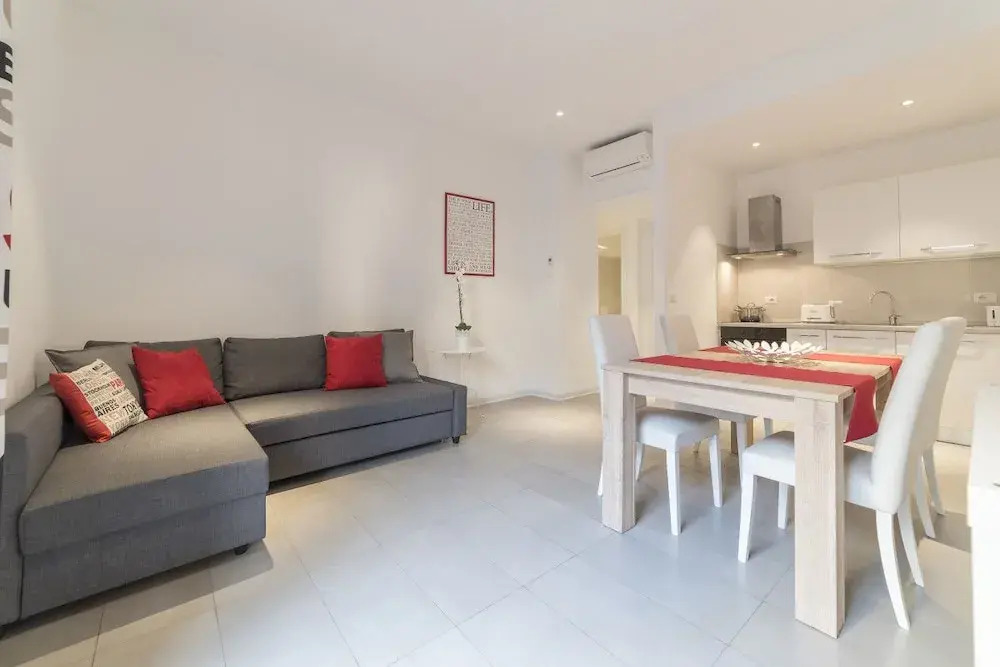 Modern 2 Beds Flat 5 Mins From Trastevere St